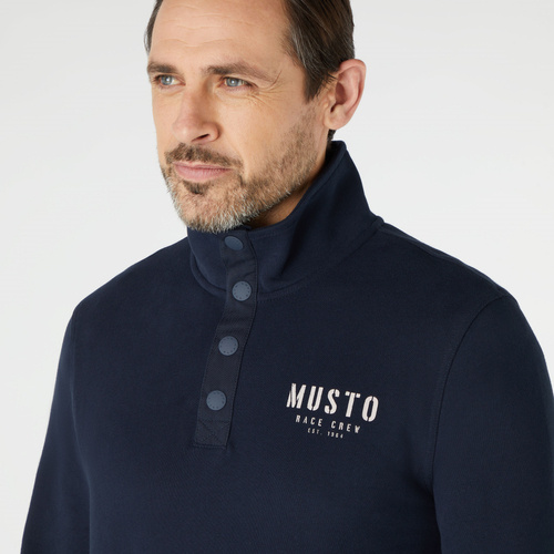 BLUZA MĘSKA MUSTO MARINA 1/2 SNAP SWEAT 2.0 85067 597