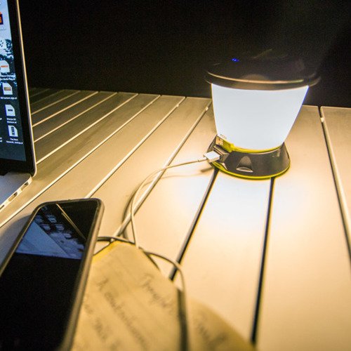 LAMPKA TURYSTYCZNA LIGHTHOUSE CORE Z POWER BANKIEM