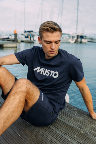 KOSZULKA  MĘSKA MUSTO LOGO T-SHIRT 82451 597